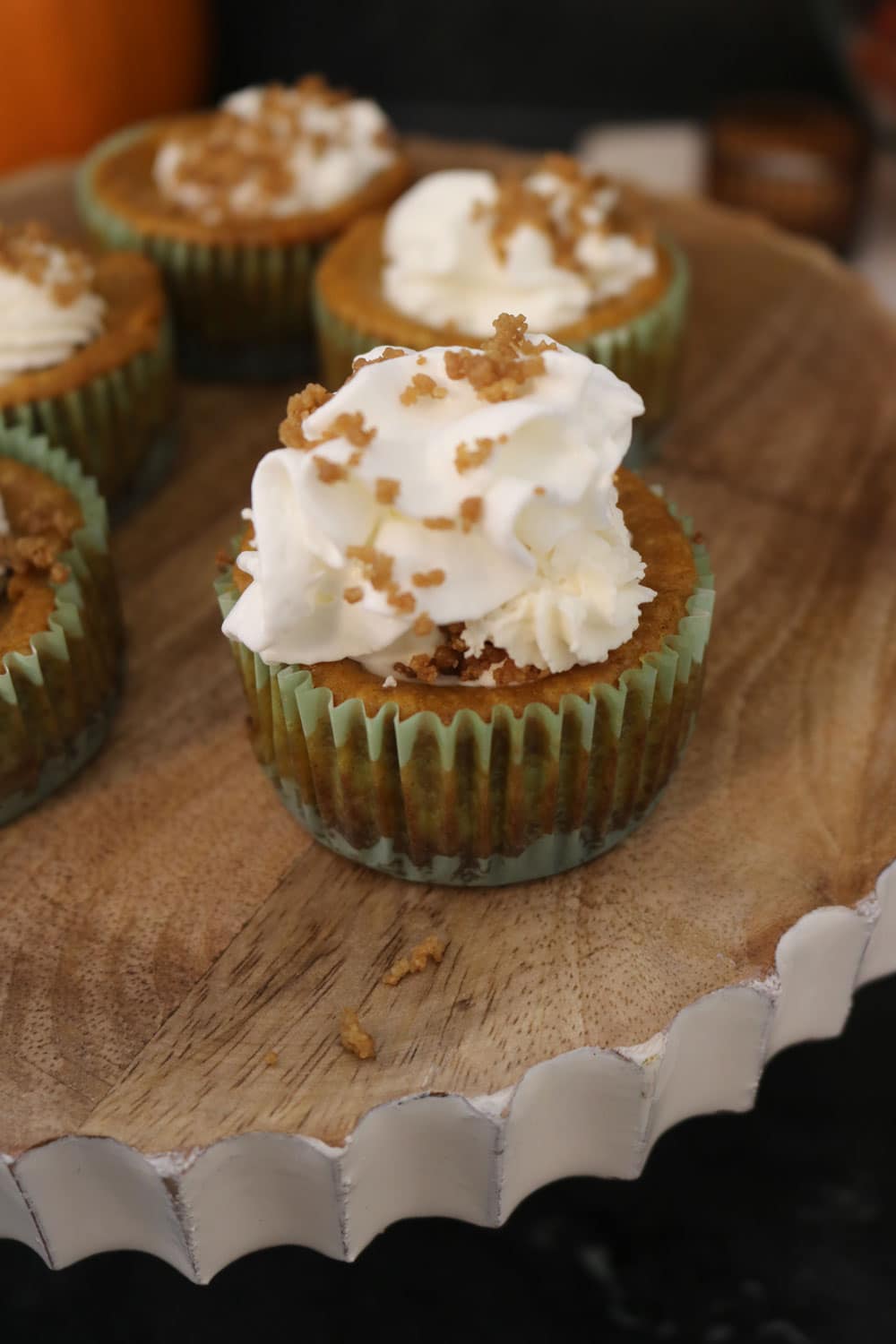 Mini-Pumpkin-Cheesecake Mini-Pumpkin-Cheesecake