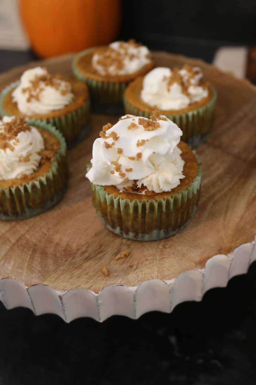 These-mini-pumpkin-cheesecakes-are-the-perfect-dessert-for-any-upcoming-family-gatherings. These-mini-pumpkin-cheesecakes-are-the-perfect-dessert-for-any-upcoming-family-gatherings.