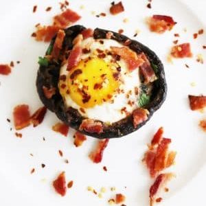 Low-Carb-Bacon-Egg-and-Portobello-Recipe