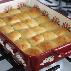 Easy-to-make-Rolls