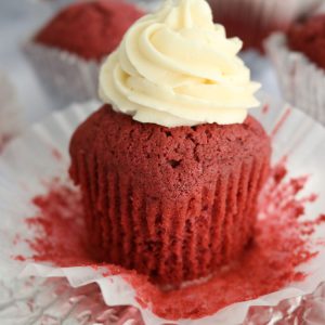 Red-Velvet-Cupcake-Recipe