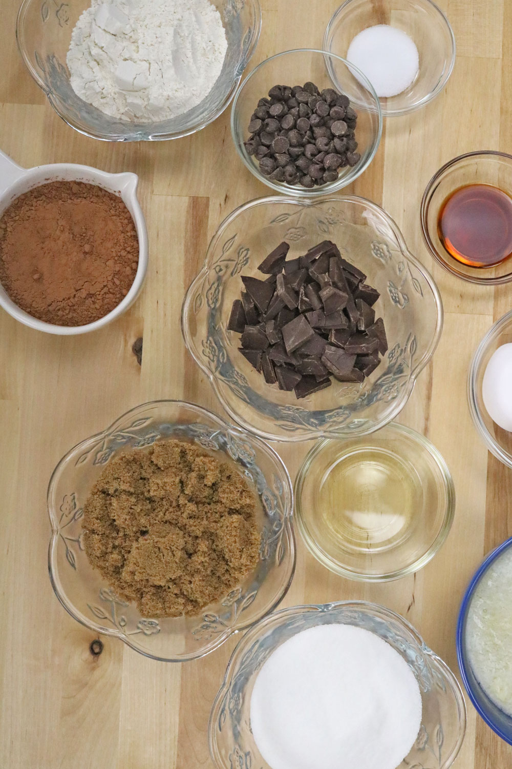 Ingredients-for-The-Ultimate-Pumpkin-Brownie-Recipe-made-entirely-from-scratch
