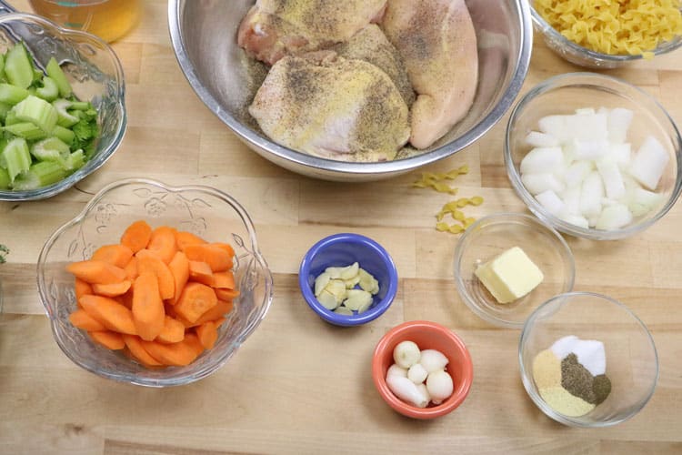 Chicken-Noodle-Soup-Ingredients