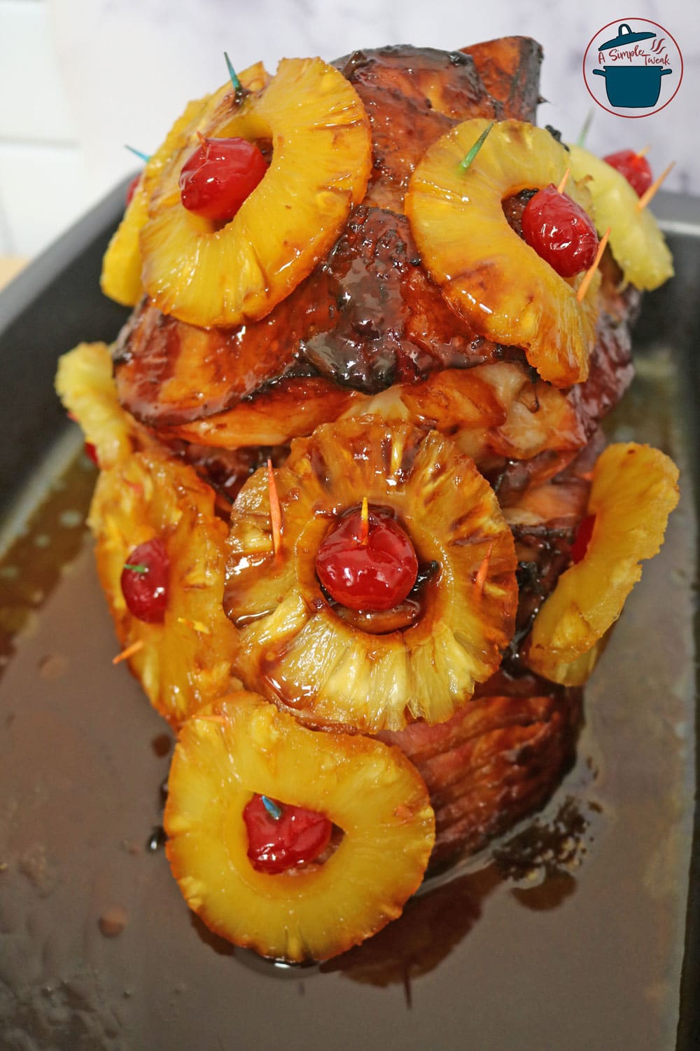 Baked Ham with Pineapple and Brown Sugar Glaze Baked-Ham-with-Pineapple-and-Brown-Sugar-Glaze