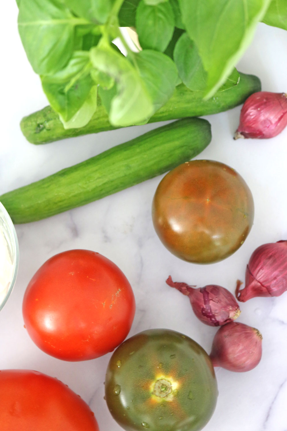 The foundation of any great Greek salad is fresh vegetables. You should begin with ripe tomatoesโthink juicy, sweet, and bursting with flavor.ย Fresh-Vegetables