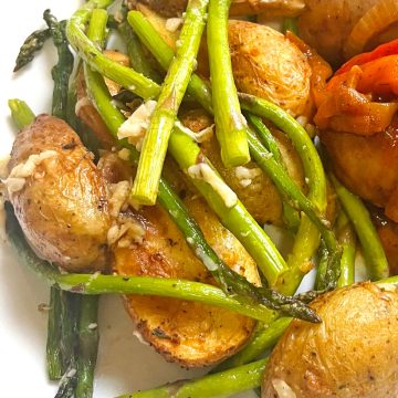 Easy-Air-Fried-Asparagus-and-Fingerling-Potatoes