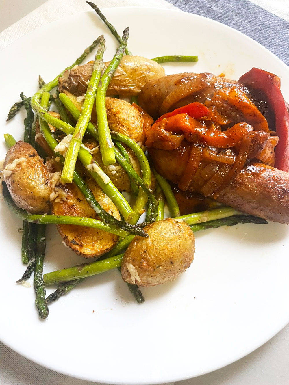 Easy-Asparagus-and-fingerling-Potatoes Easy-Asparagus-and-fingerling-Potatoes