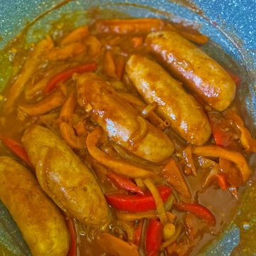 How-to-Make-Sausage,-Peppers,-and-Onions.