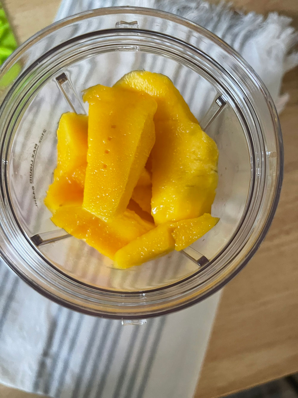 The first step is to prepare the Mango Puree Mango-Chunks