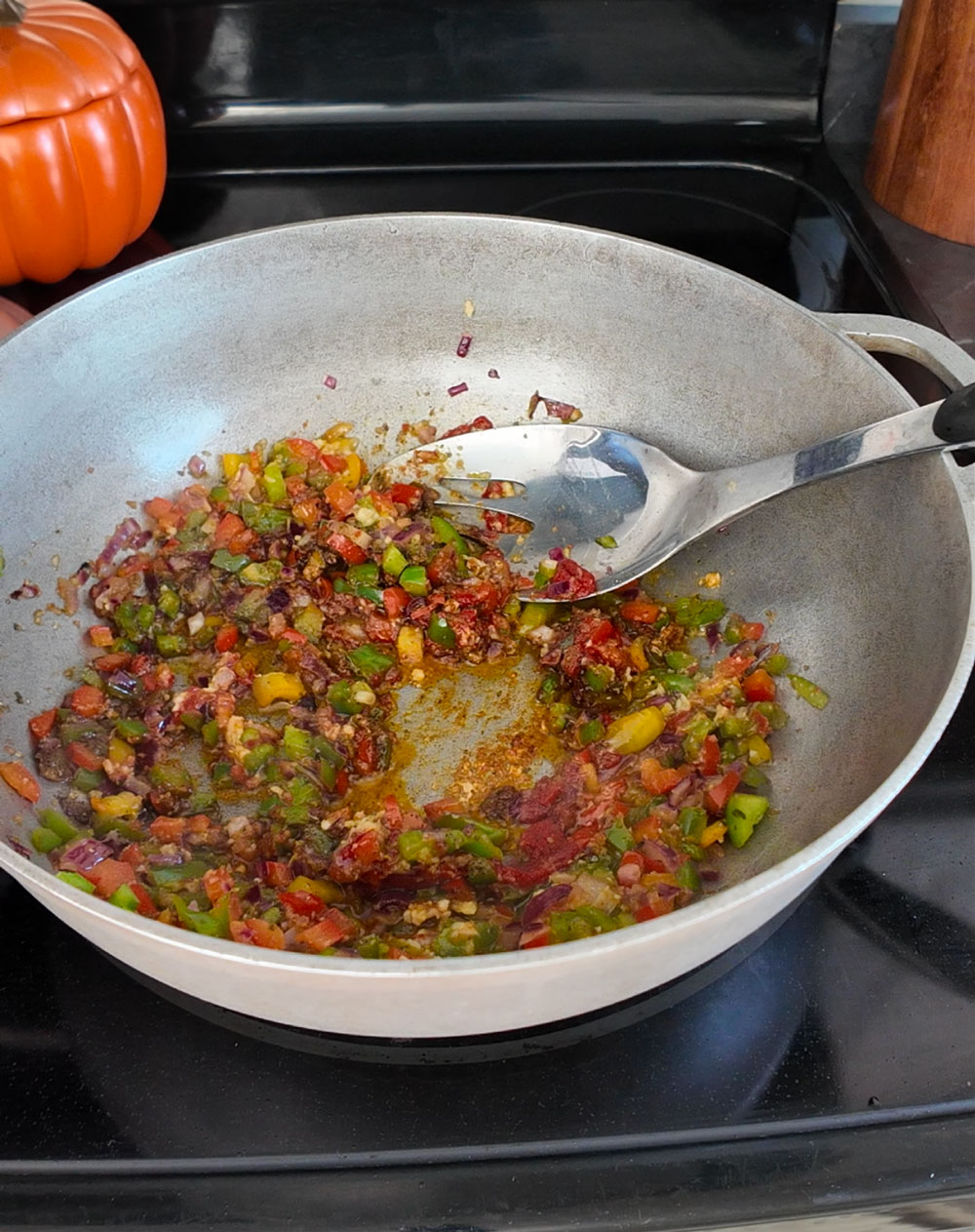 how to make Rice and Beans Heat-the-oil-in-an-aluminum-or-cast-iron-pot-over-medium-heat-